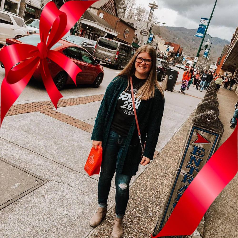 Meet your Posher, Madison